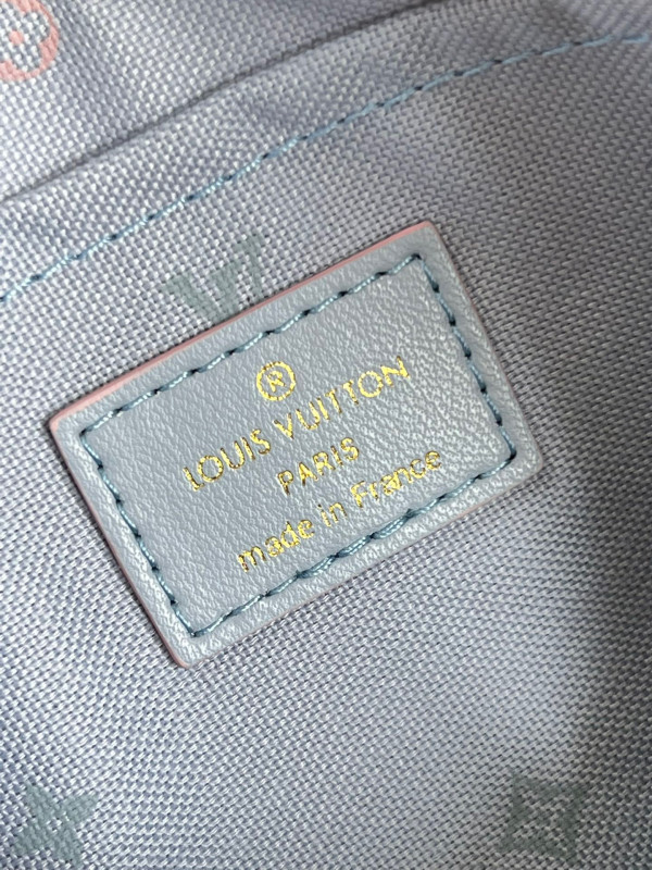 l0*is V*t0n neverfull mm