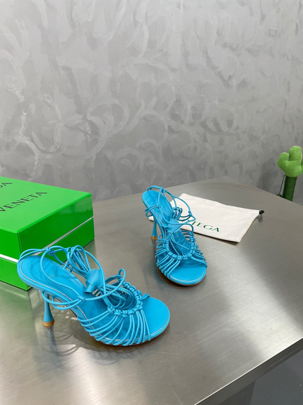 bo*te*ga Ve*ne*ta dot