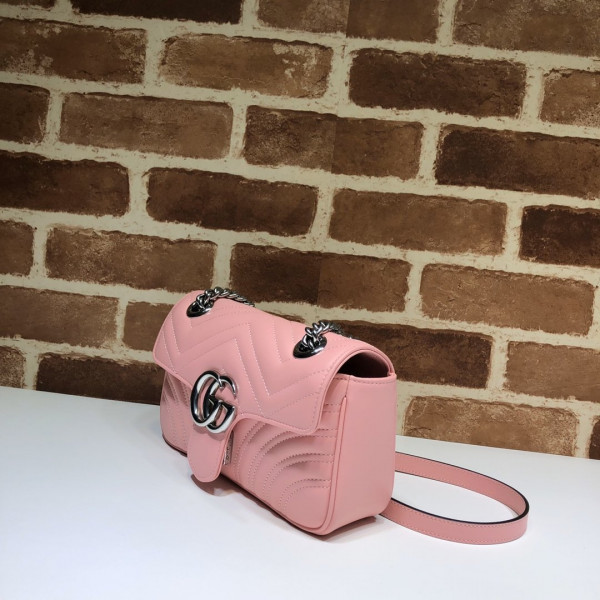 G*u*i gg marmont 22cm