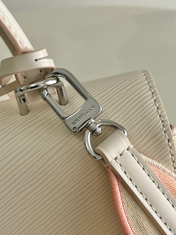 l0*is V*t0n cluny bb