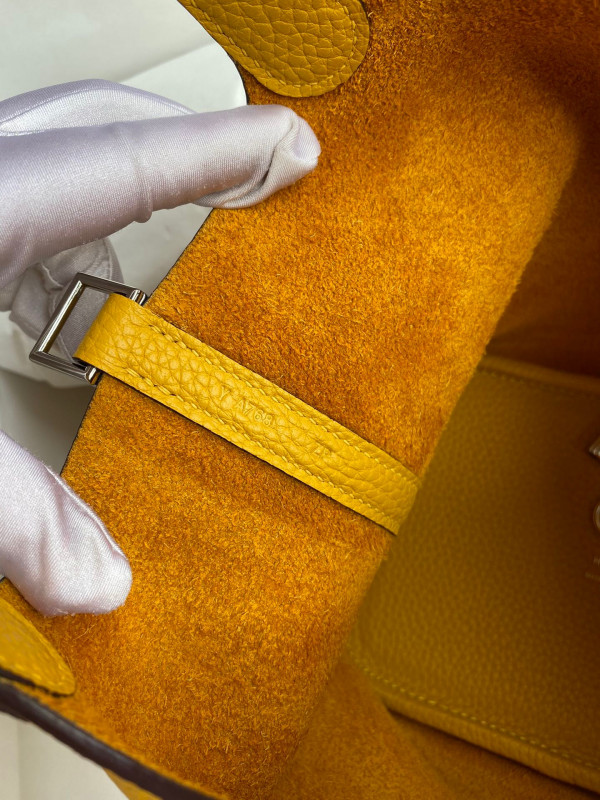 H**mes picotin pm 18