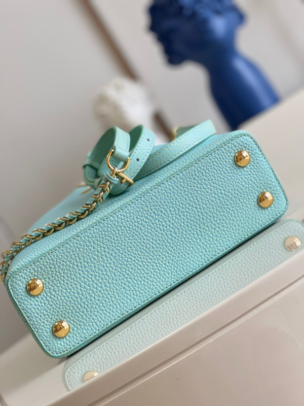 l0*is V*t0n capucines bb