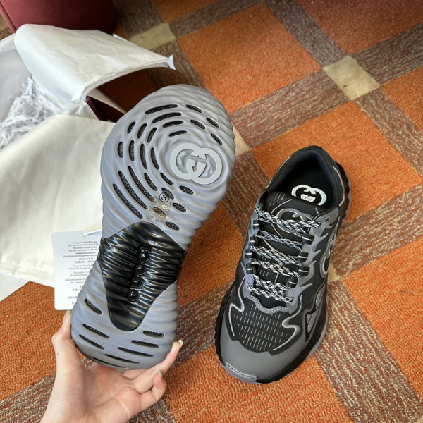 G*u*i  men&women sneakers