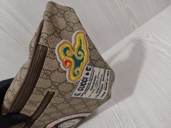 G*u*i courrier gg belt bag