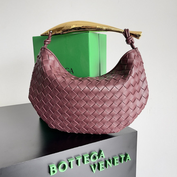 bo*te*ga Ve*ne*ta  classic sardine top handle bag