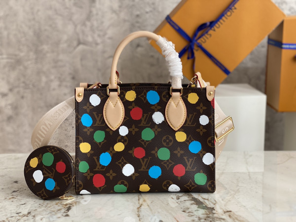 l0*is V*t0n x yk onthego pm