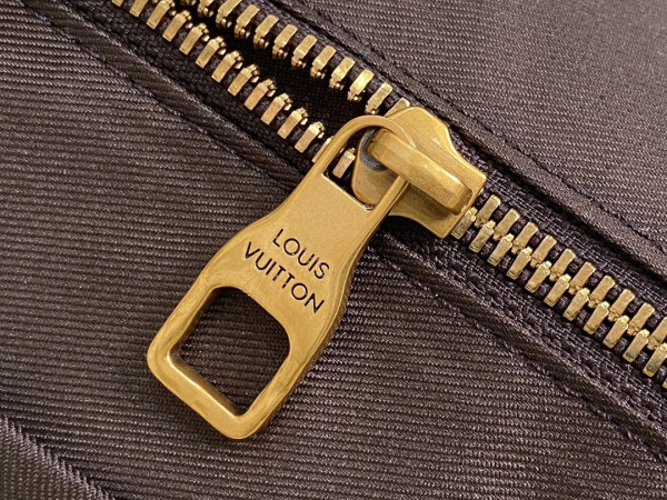 l0*is V*t0n christopher backpack-41*48*13cm