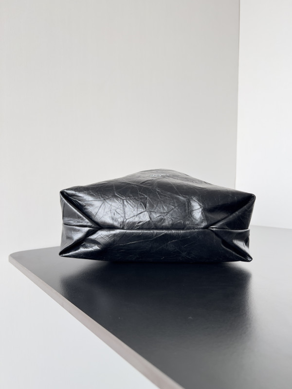 Ba*len*cia*ga crush tote-23.9*25.9*9.9cm