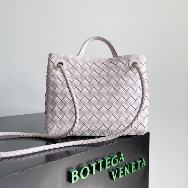 bo*te*ga Ve*ne*ta small andiamo-25*22*10.5cm