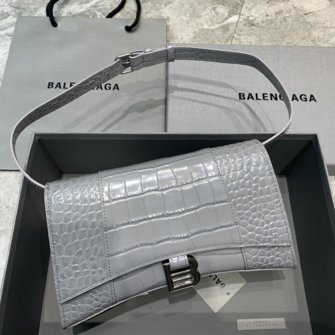 Ba*len*cia*ga hourglass chain bag
