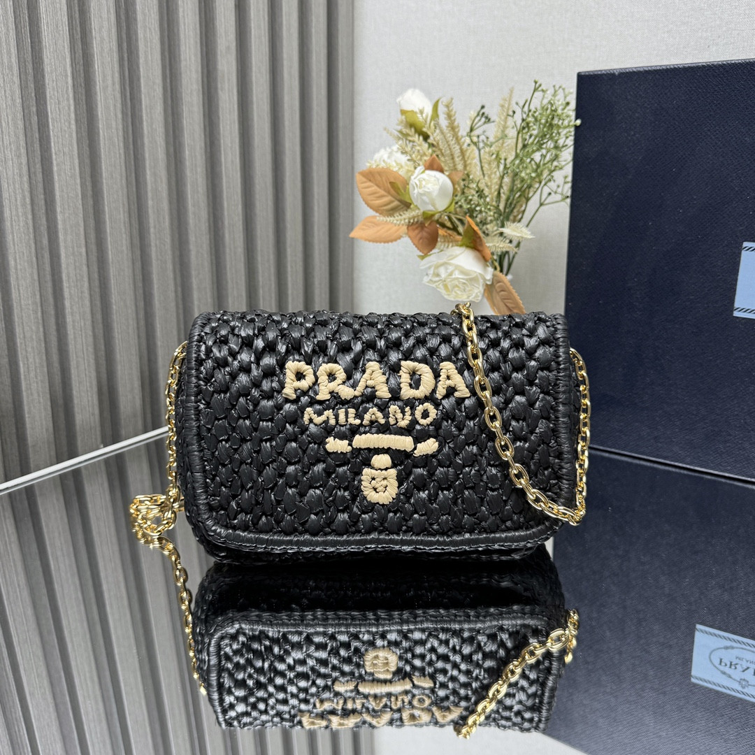 Pra*a crochet shoulder bag
